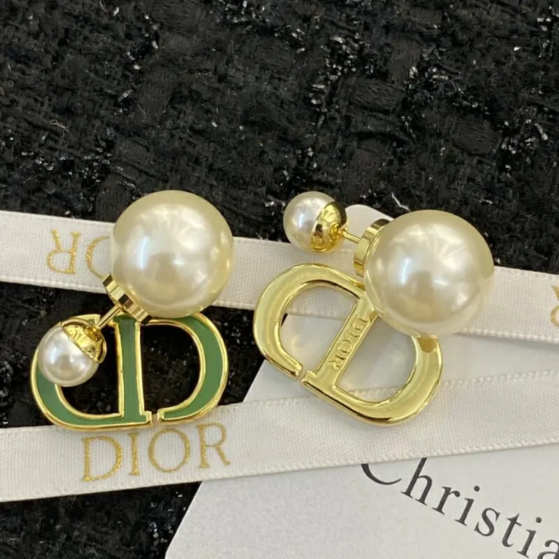 christian dior boucles doreilles pour femme s_12153a61